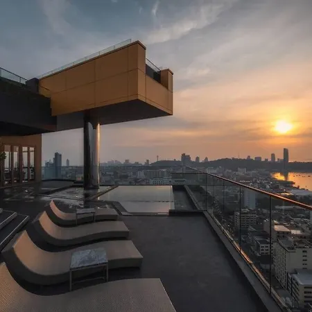 Edge Central Pattaya Bj888 Exterior photo